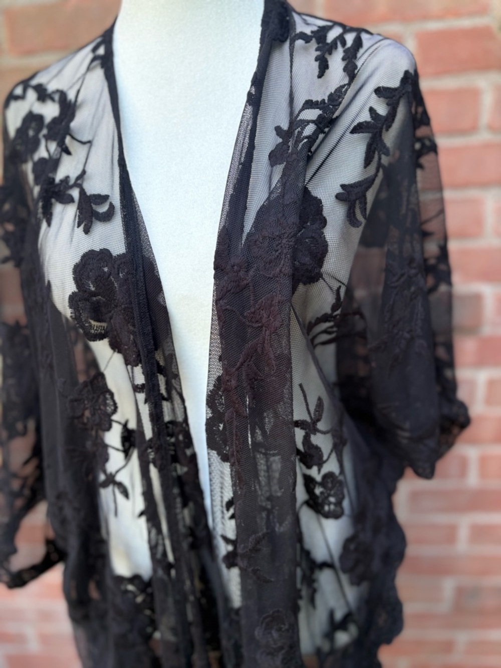 Torrid Kimono Womens Plus Sz 00 Black Floral Sheer Crochet Lace Open Front Boho - Picture 5 of 10